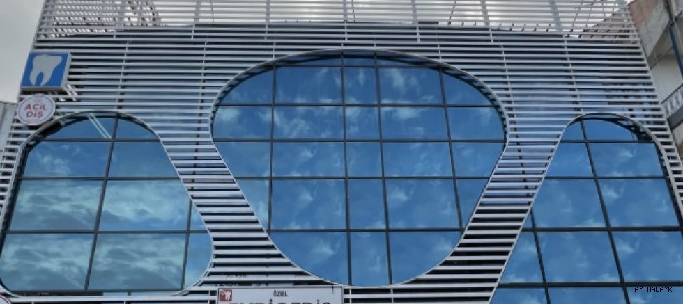 Ağız ve Diş Sağlığı Haftası Kutlanıyor