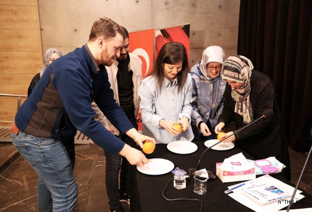 Aile Olmanın Gücü Osmangazi'de Konuşuldu