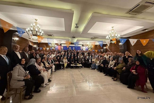 AK Parti Osmangazi İlçe Danışma Meclisi Toplantısı Yoğun Katılımla Gerçekleştirildi