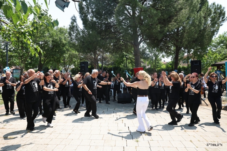 Altınşehir Olgun Gençlik Merkezi Sergisi Alkışları Topladı