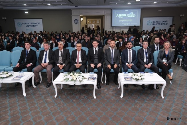 ASKON Bursa Gençlik Çalıştayı'nda Geleceğin Rotası Değişiyor