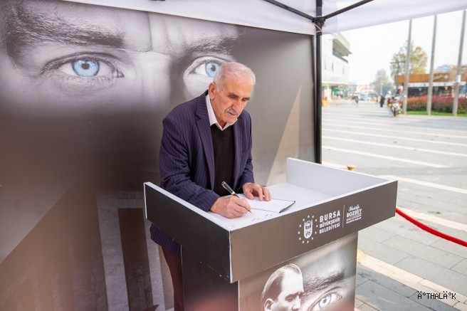 Ata’ya Özlem Satırlara Dökülüyor