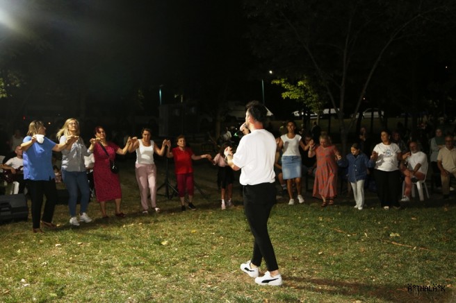 Ataevler Mahallesi’nde Renkli Gece