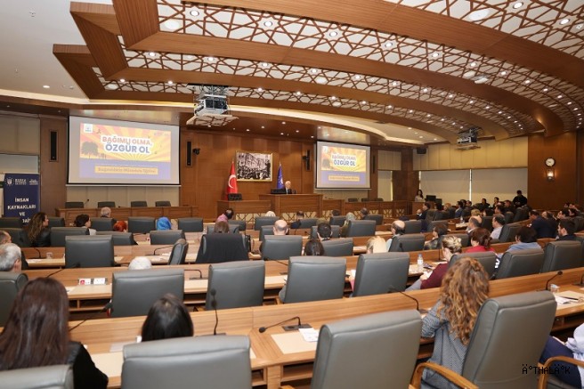 "Bağımlı Olma, Özgür Ol"