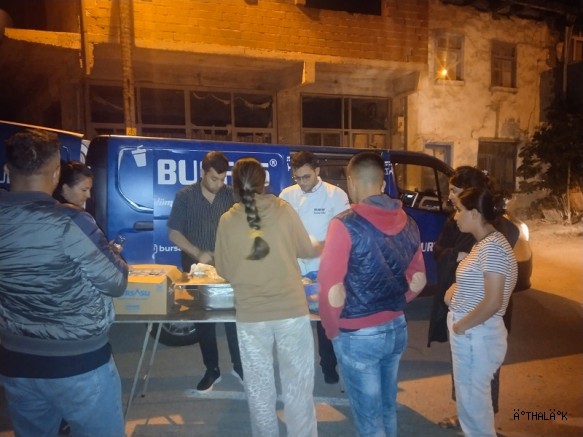 Balıkesir'de Depremin Yaralarını Birlikte Sardık