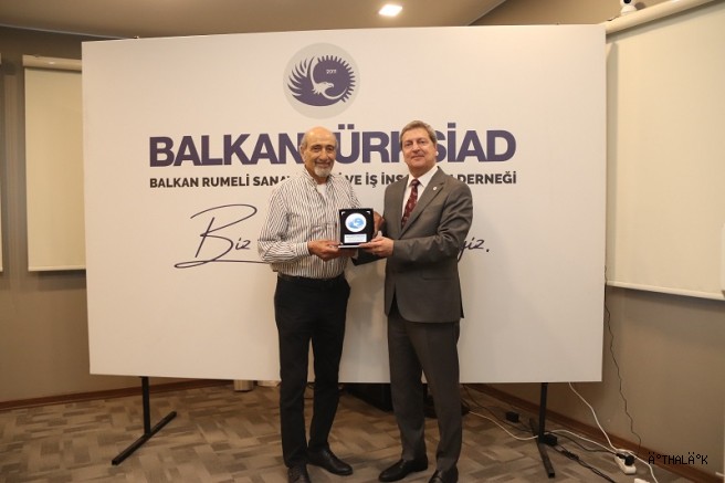 BALKANTÜRKSİAD'da Stresle Baş Etmenin Yolları Anlatıldı