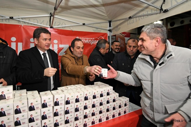 Başkan Aydın, Berat Kandili’nde Vatandaşlarla Buluştu