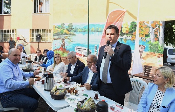 Başkan Aydın Mahalleleri Geziyor Sorunları Yerinde Çözüyor