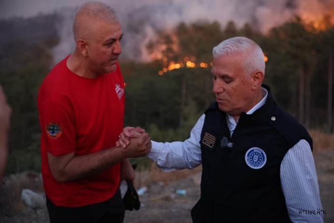 Başkan Bozbey, “Harmancık’taki Yangın 6 Farklı Bölgeye Yayıldı”