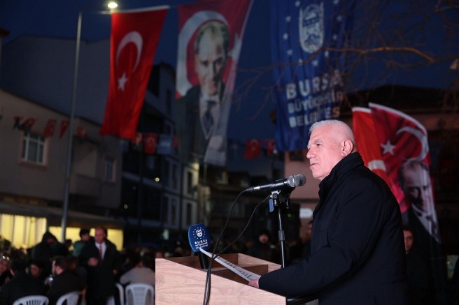 Başkan Bozbey Komşularıyla İftar Yaptı