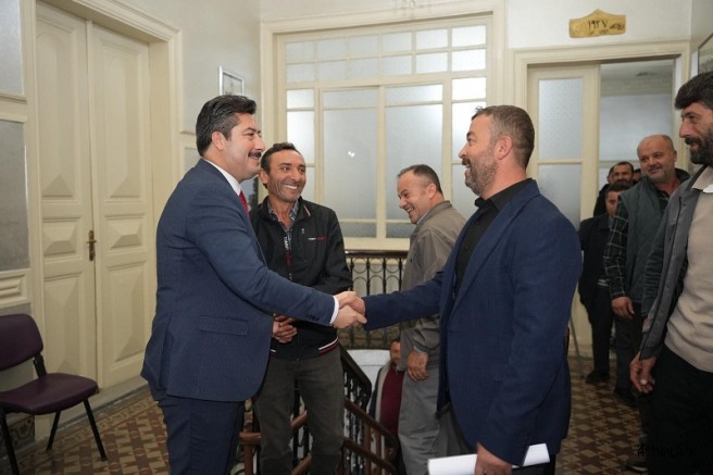 Başkan Ercan Özel : Mahmudiye'nin İhtiyaçlarını Mahalleliyle Masaya Yatırdı !