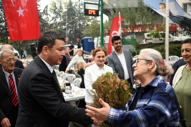 Başkan Erkan Aydın Gönüllere Dokundu