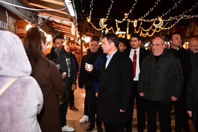 Başkan Erkan Aydın Ramazan Sokağı’nda Vatandaşlarla Buluştu 