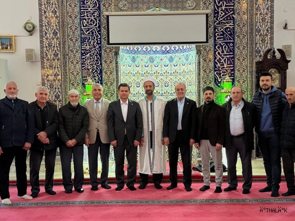 Başkan Erkan Aydın Vatandaşlarla Bayramlaştı 