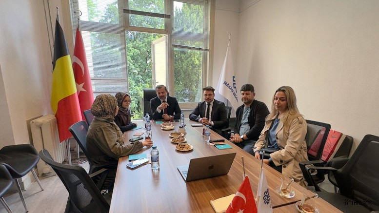 Başkan Işık Gürsu'dan Avrupa'ya Çıkartma Yaptı