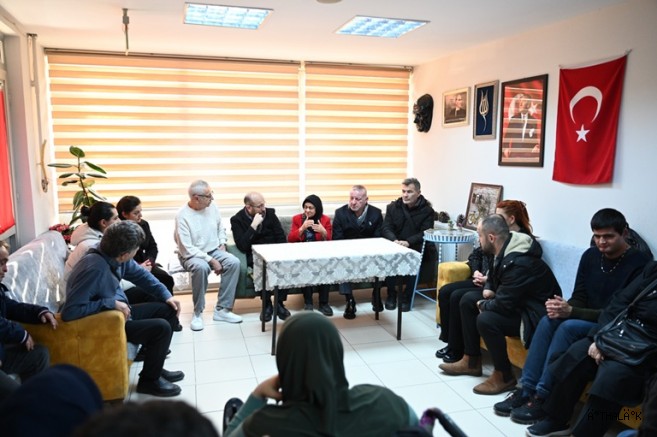 Başkan Karabatı'dan Engelli Vatandaşlara Anlamlı Ziyaret