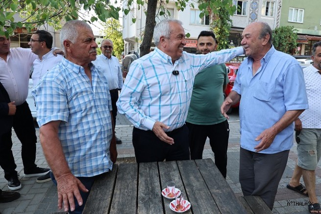 Başkan Şadi Özdemir, Akçalar Mahallesi’nde Vatandaşlarla Buluştu