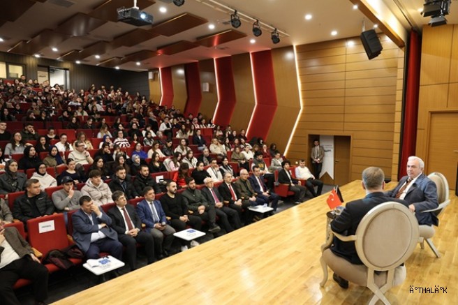 Başkan Şadi Özdemir gençlerle buluştu