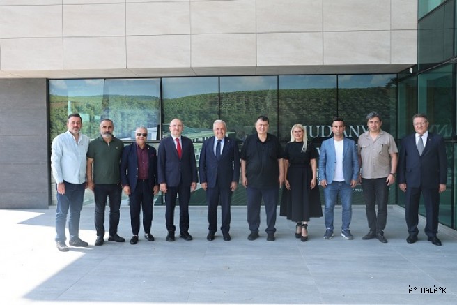 Başkan Şadi Özdemir Özel Eğitim Kurumları Temsilcileri İle Buluştu