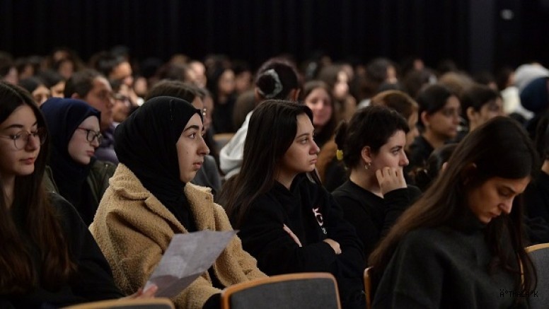 Beylikdüzü'nde Çevreye Duyarlı Gençler Yetişiyor