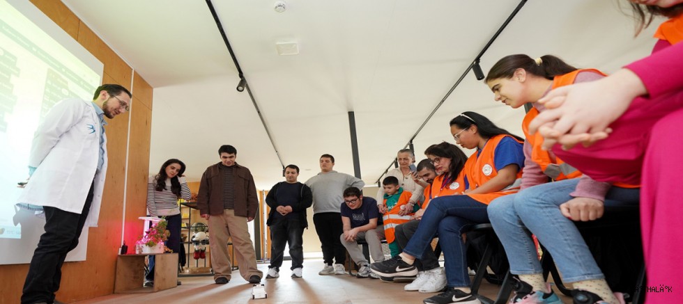 Beylikdüzü'nde Özel Bireyler teknoloji İle Güçleniyor