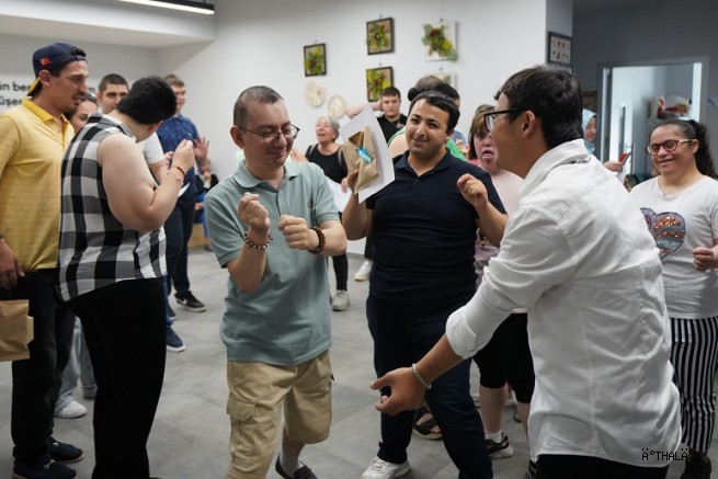 Beylikdüzü Yaşam Merkezi'nde Karne Heyecanı