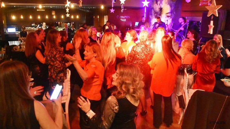 BUİKAD) gerçekleştirdiği organizasyon ile yeni yılın coşku ve heyecanını paylaştı.