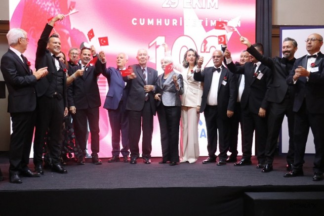 BUMİAD Cumhuriyet Ödülleri Sahiplerini Buldu