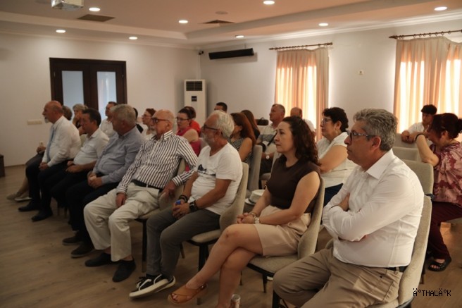 BUMİAD’ da İznik'in Tarihi Konuşuldu 