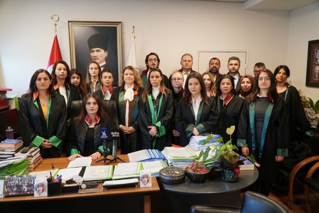 Bursa Barosu: Kadınlar Yaşayacak, Şiddet Duracak!