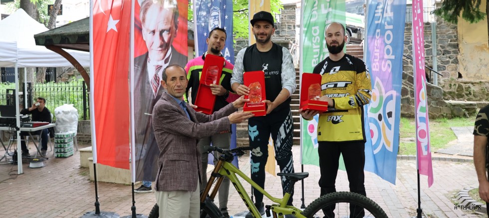 Bursa’da Adrenalin Dolu Yarış Nefes Kesti