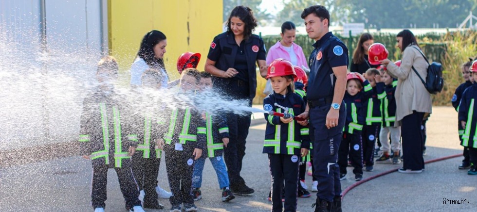 Bursa İtfaiyesi’nden 183 Bin Öğrenciye Yangın Güvenliği Eğitimi