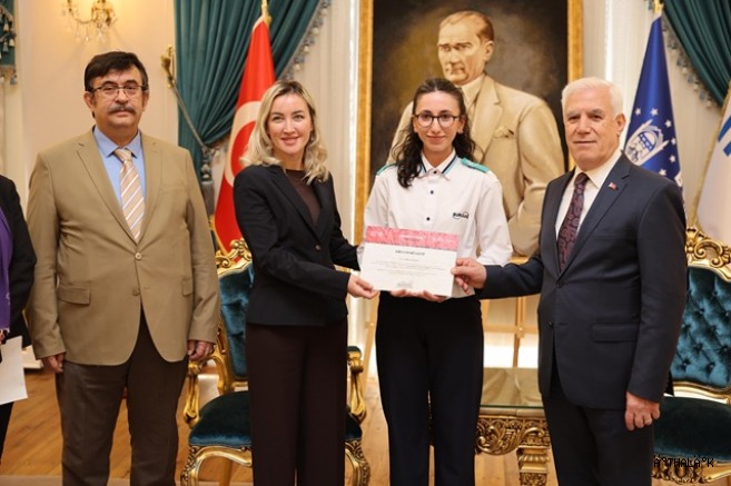 Bursa'nın Rayları Kadınlara Emanet