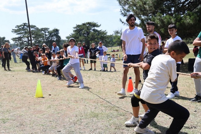 BUÜ Ailesi Kuruluş Yıldönümü Pikniğinde Bir Araya Geldi