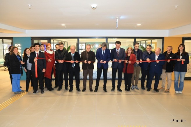 BUÜ’de Erasmus ve Proje Ofisleri Hizmete Açıldı