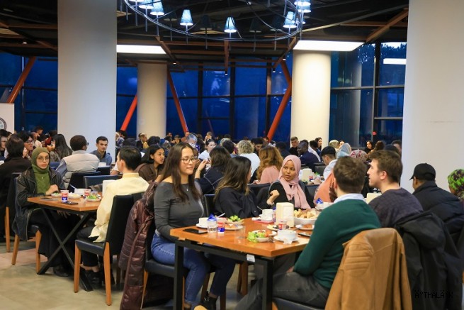 BUÜ’de Gönül Coğrafyası İftarda Buluştu