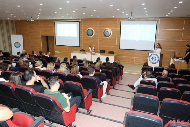 BUÜ'de 'REMODEL Summer School' Etkinliği Düzenlendi