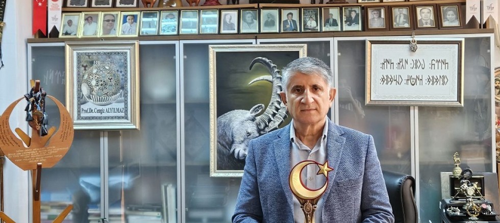 BUÜ’lü Akademisyene “Türk Dünyası Bilim Ödülü”