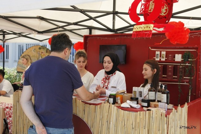 BUÜ’lü Öğrencilerin Projeleri Markalaştırıldı