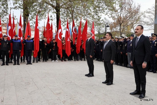 Büyük Önder Atatürk Mudanya'dan Özlemle Anıldı