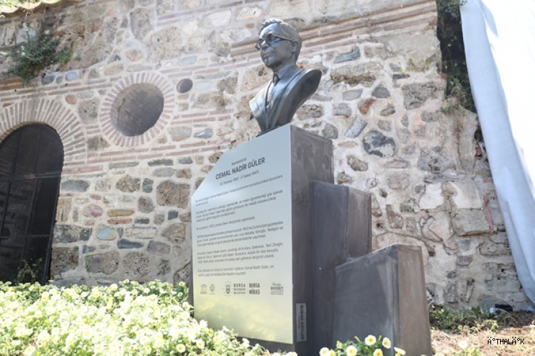 Büyükşehir, Bursalı Sanatçı Cemal Nadir’in Anısını Yaşatıyor