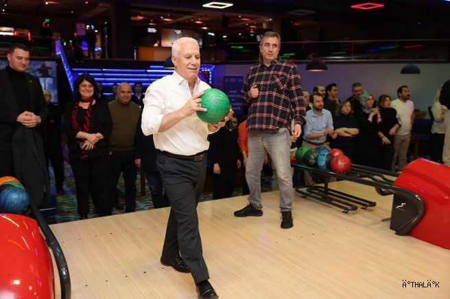 Büyükşehir'de Bowlingle Motivasyon