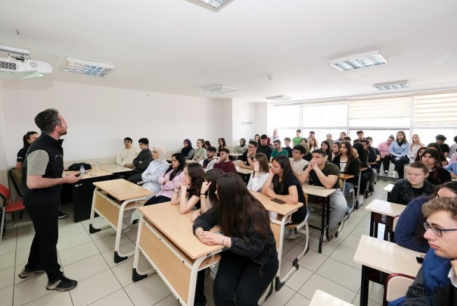 Büyükşehir’den Gençlere Afet Bilinci Eğitimi