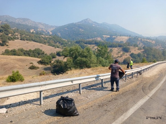 Büyükşehir’den Yangın Bölgelerinde Çevre Temizliği