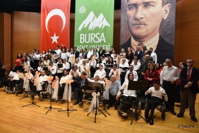 Büyükşehir'le Engeller Aşılıyor
