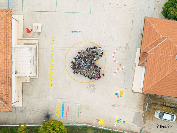 CEYKAD'dan "Renklerle Umut" Projesi