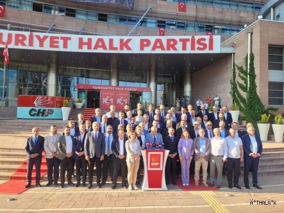 CHP'li 81 İl Başkanından Ortak Açıklama: "Kayyum ya da Butlan Kararını Tanımayacağız"