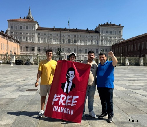 CHP’li Hasan Öztürk ve Oğullarından İtalya Sokaklarında “Free İmamoğlu” Mesajı