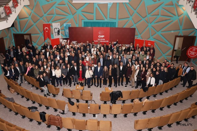 CHP Nilüfer’de Mahalle Temsilcileri Mazbatalarını Aldı