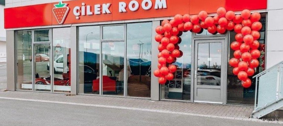 Çilek Martinik’e İlk Sevkiyatını Gerçekleştirdi!